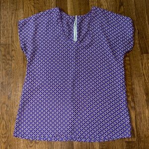 🍾 4 for $20 🍾 Women’s Blouse, Great Condition! Zipper Back Design, Measurements